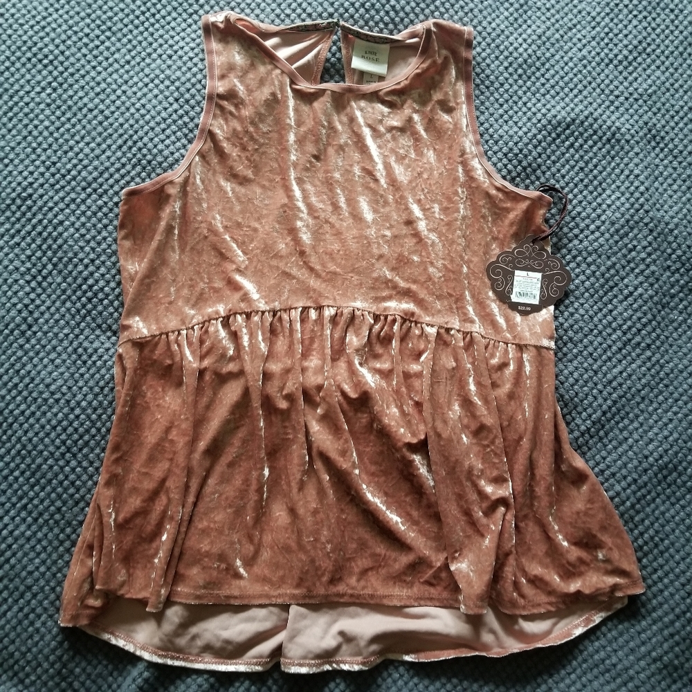 Large Knox Rose Pink Velvet Like High Low Tank Top